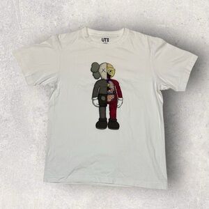 [UNISEX] Uniqlo x KAWS Graphic Tee White S | Limited Edition Companion Art